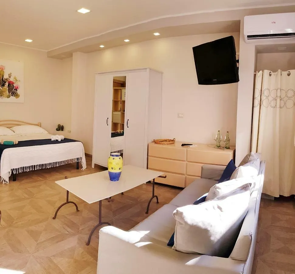 דירות גיארדיני נאקסוס A Casa Vostra איטליה