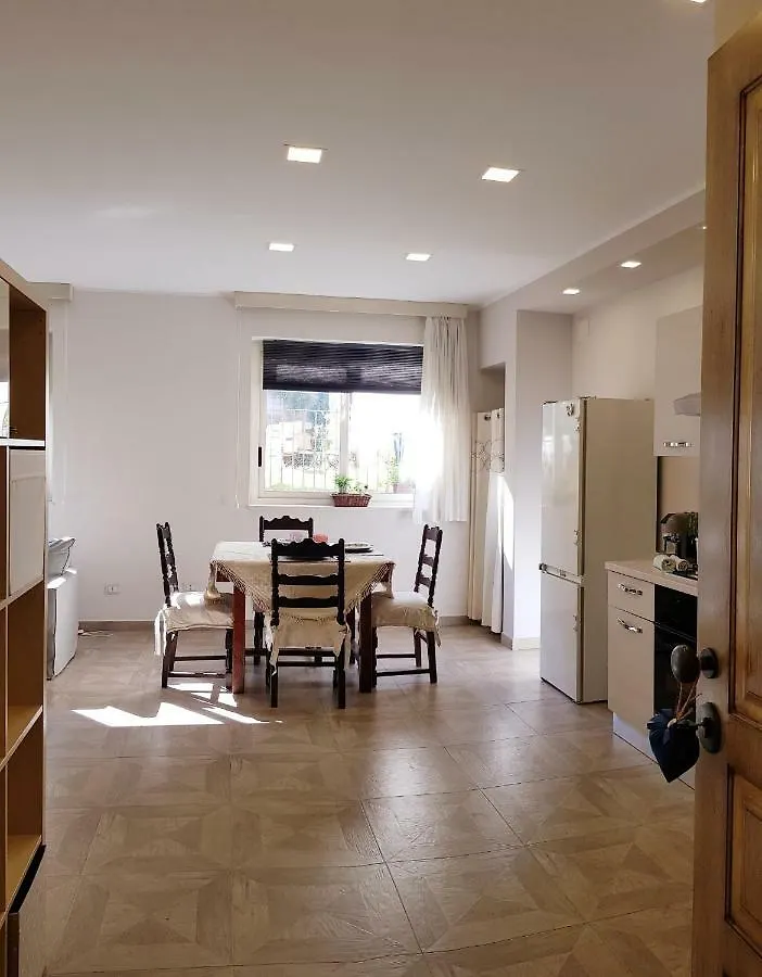 דירות גיארדיני נאקסוס A Casa Vostra